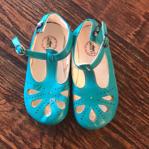 whim and wander mary janes